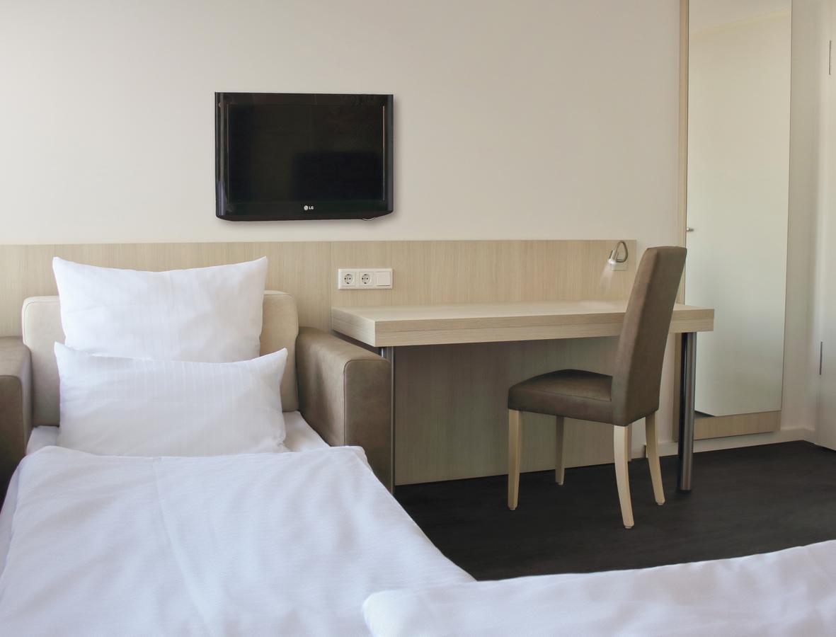 Viva Hotel Luebeck Exterior photo